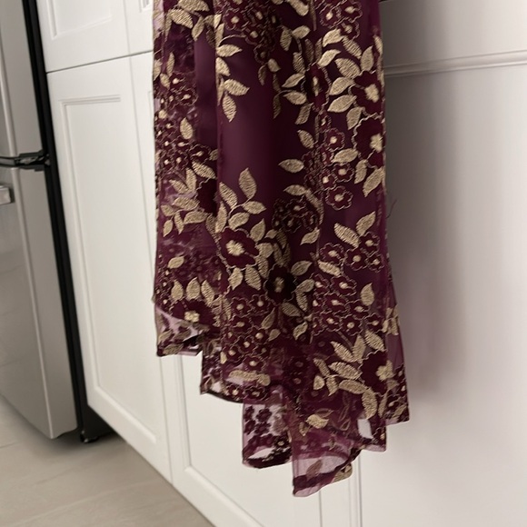 Brand NWT Tahari Arthur S. Levine Aubergine/Gold sleeveless Dress size 12 - Picture 7 of 8